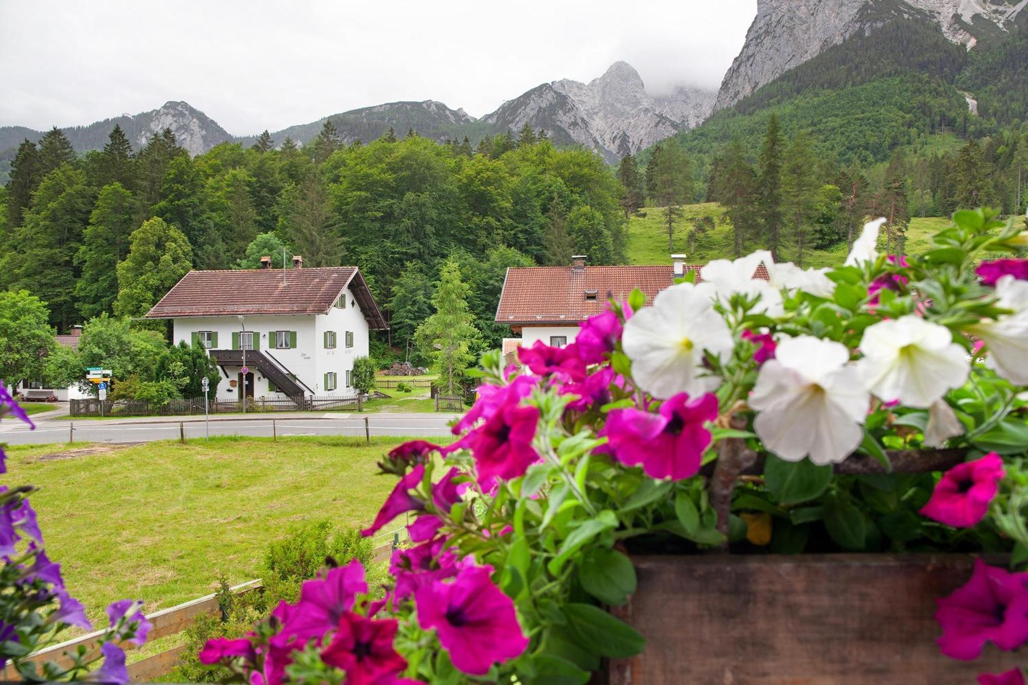 Ferienwohnung Alpspitze Grainau Bagian luar foto